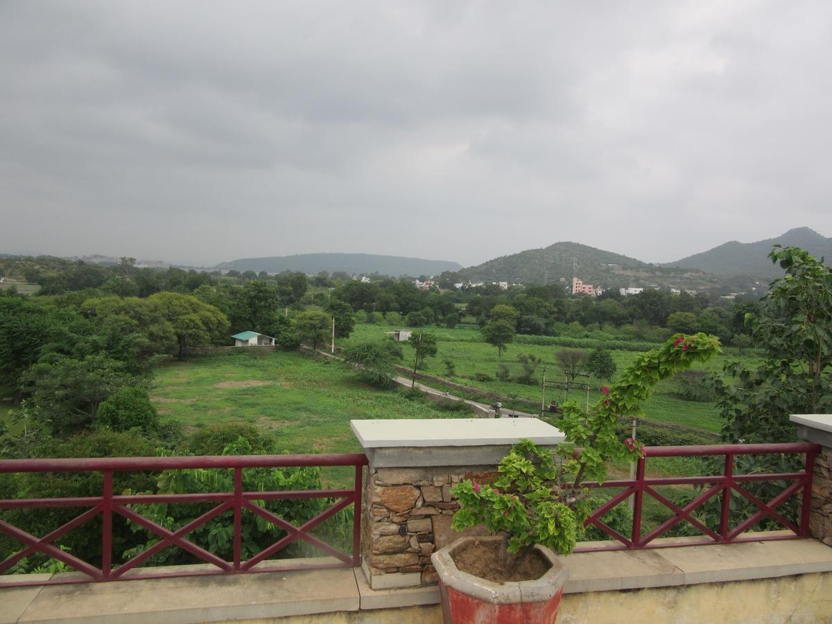 Devra Udaipur Hotel Exterior photo