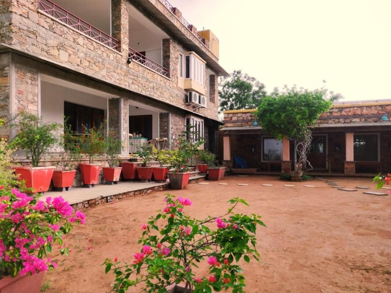 Devra Udaipur Hotel Exterior photo